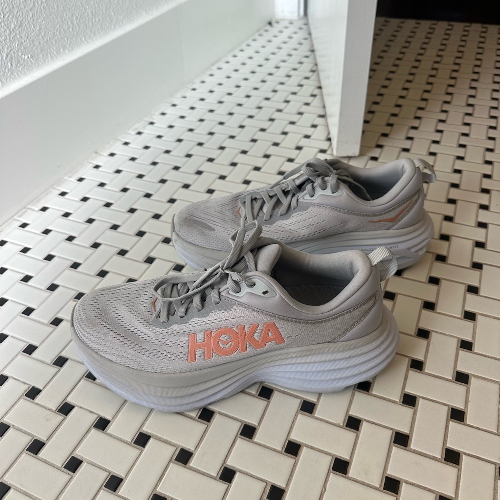 Hoka Bondi 8 Light Gray (women’s size 7.5)